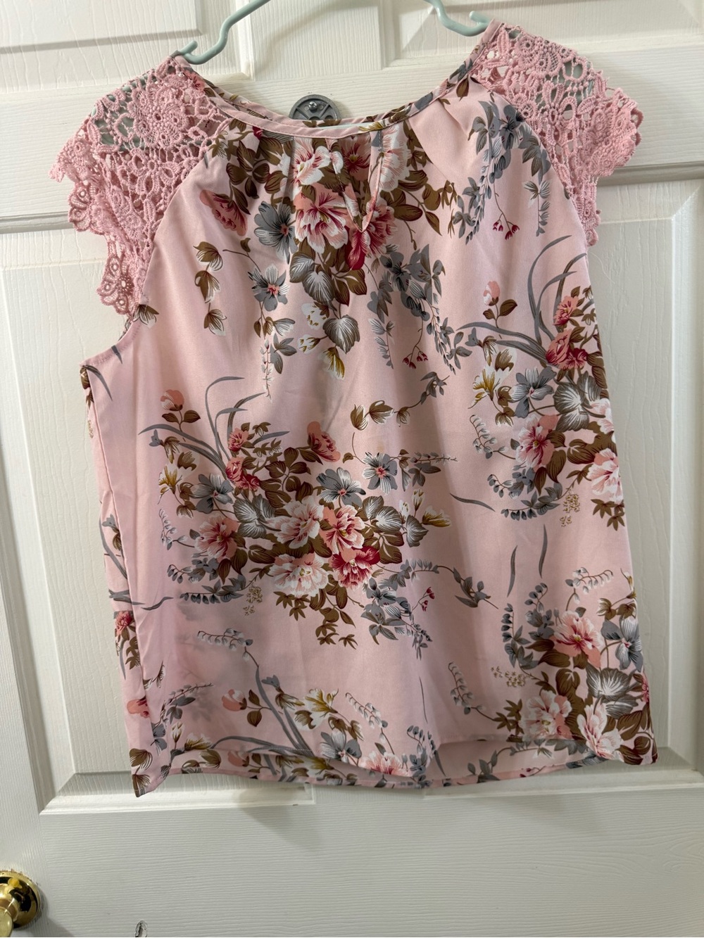 Floral Pink Lace Cap-Sleeve Blouse